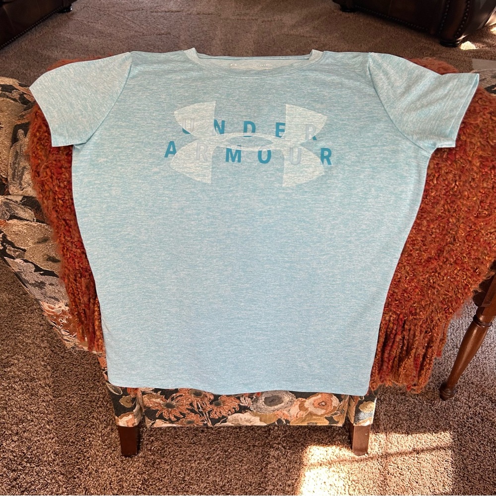 Under Armour t-shirt, light blue, breathable. Size x-small. Lightweight